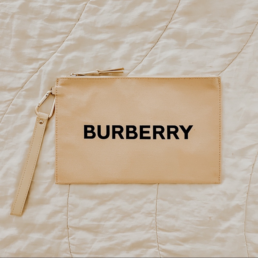 Authentic Burberry Pouch/Cosmetic Bag ✨